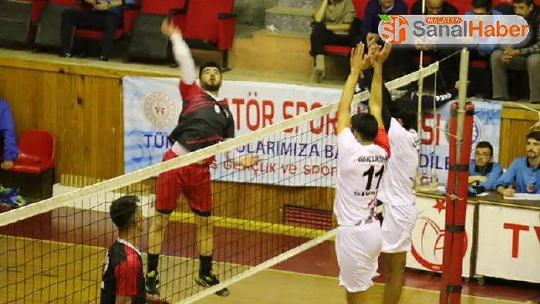 Sivas'ta Voleybol Turnuvası düzenlendi