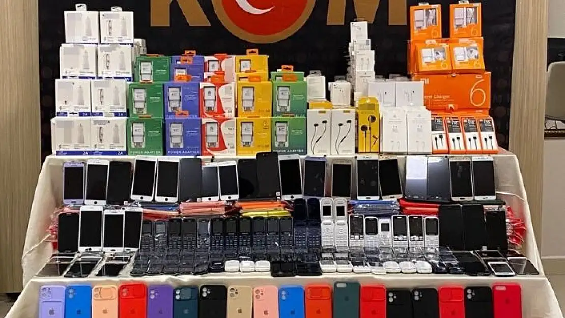 'Sivas´ta yüzlerce gümrük kaçağı ürün ele geçirildi'