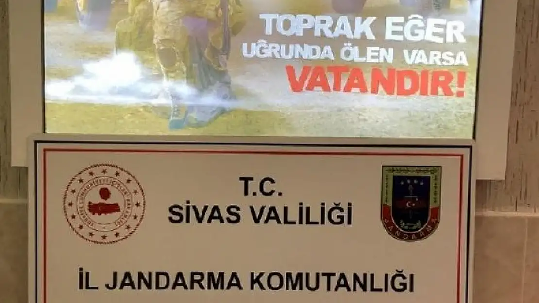 'Sivas´ta yüzlerce kaçak sigara ele geçirildi'