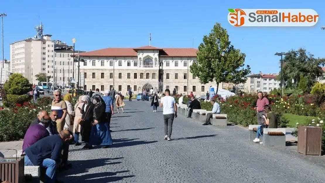 Sivas'taki hemşehrilerinden de Karamollaoğlu'na tepki