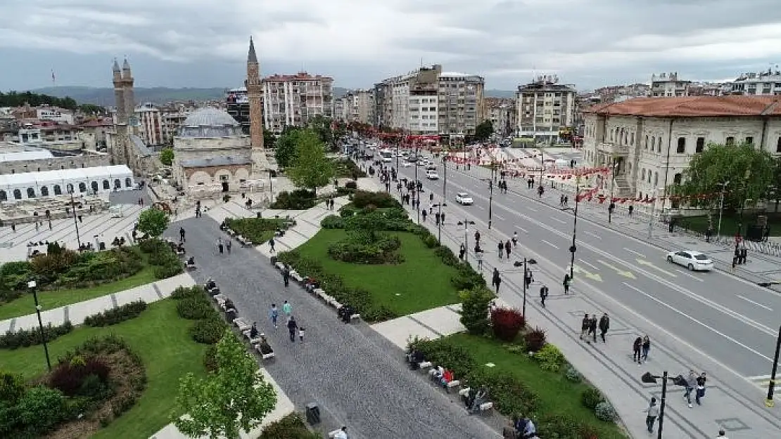 'Sivas´tan çok Sivaslı İstanbul´da yaşıyor'