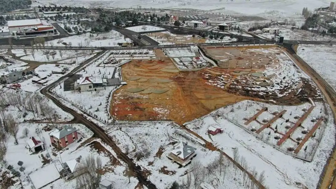 'Sivasın ''Altınkale''si beyaza büründü'