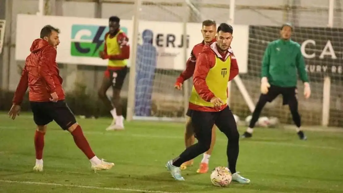 'Sivasspor, Antalyaspor maçı hazırlıklarına başladı'