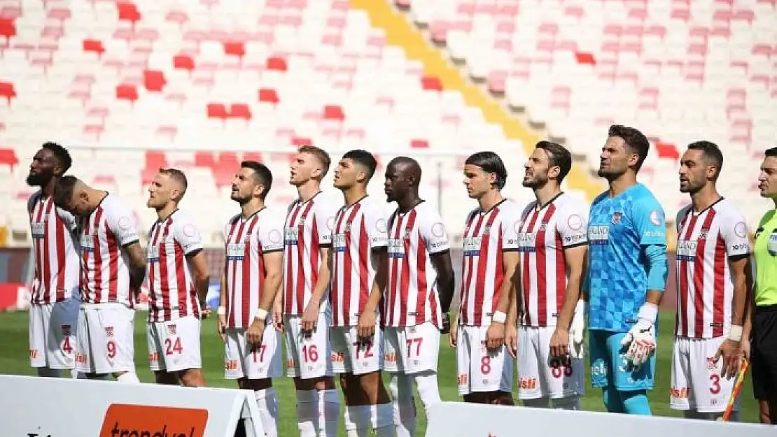 'Sivasspor´da 3 futbolcu sarı kart sınırında'