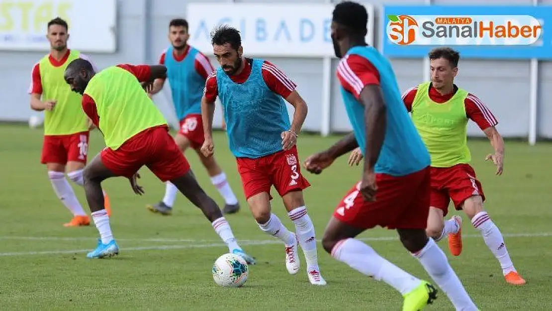 Sivasspor'da Başakşehir mesaisi sürüyor