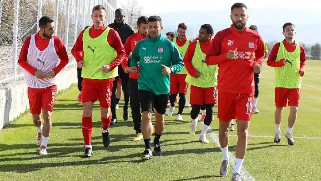 'Sivasspor´da Karagümrük mesaisi sürüyor'