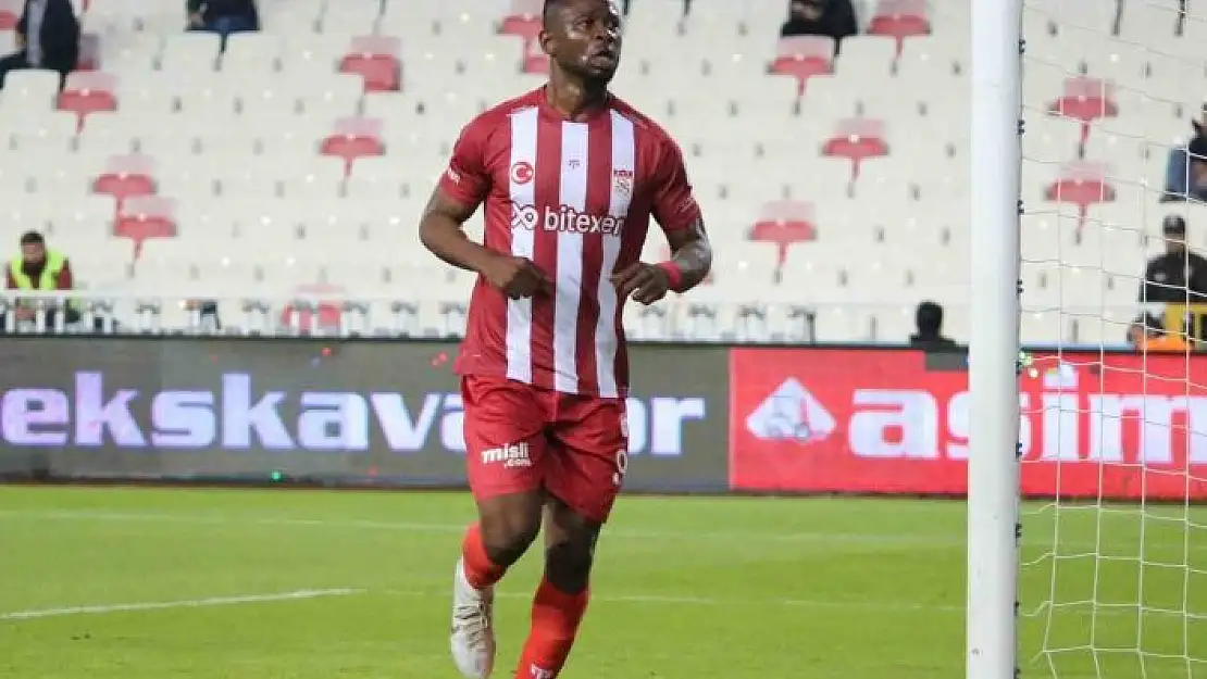 'Sivasspor´da Leke James gol sayısını 4´e çıkardı'