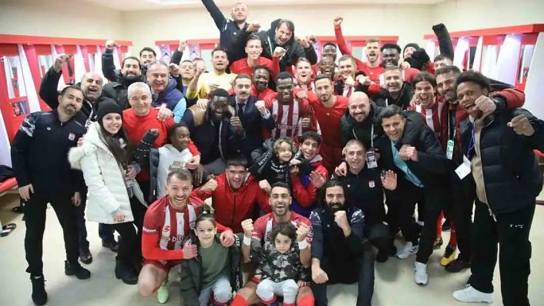 'Sivasspor´dan galibiyet pozu'