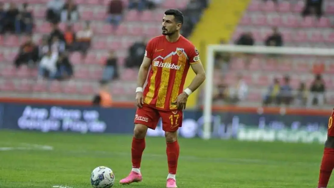 'Sivasspor, Emrah Başsan ile ilgileniyor'