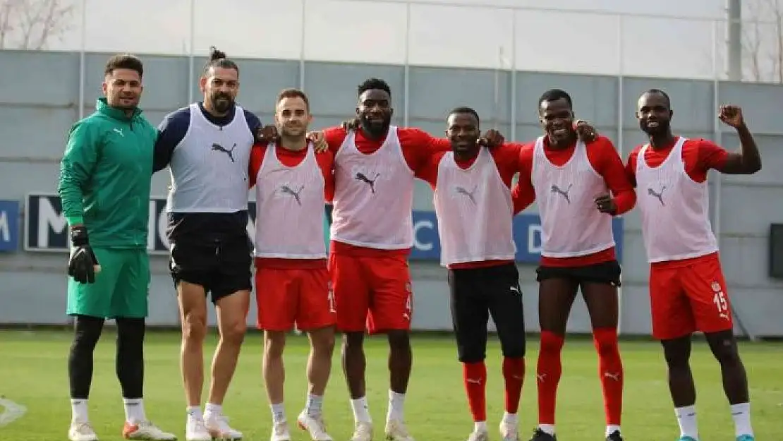 'Sivasspor, Galatasaray maçı hazırlıklarına başladı'