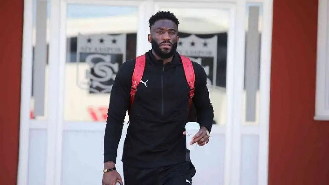 'Sivasspor kafilesi Bandırma´ya gitti'