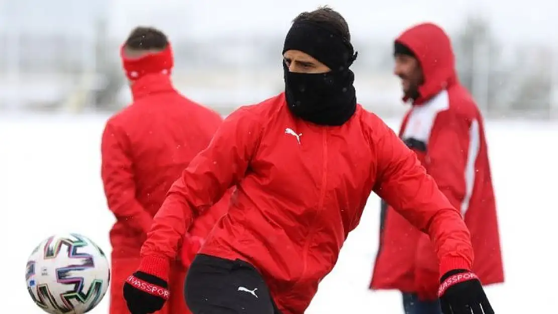 'Sivasspor kar altında çalıştı'
