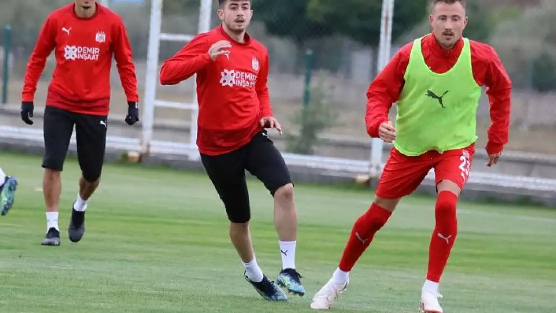 'Sivasspor, Karagümrük maçının taktiğini çalıştı'