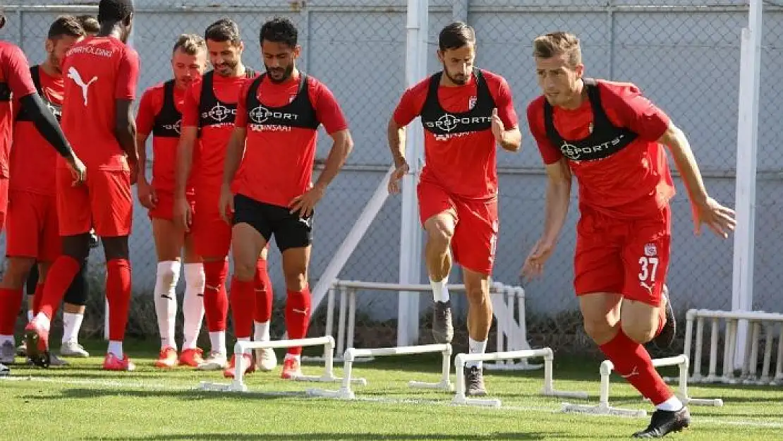 'Sivasspor, Kayseri maçına yoğun tempoda hazırlanıyor'