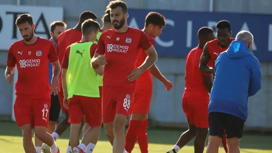 'Sivasspor, Konya maçının taktiğini çalıştı'