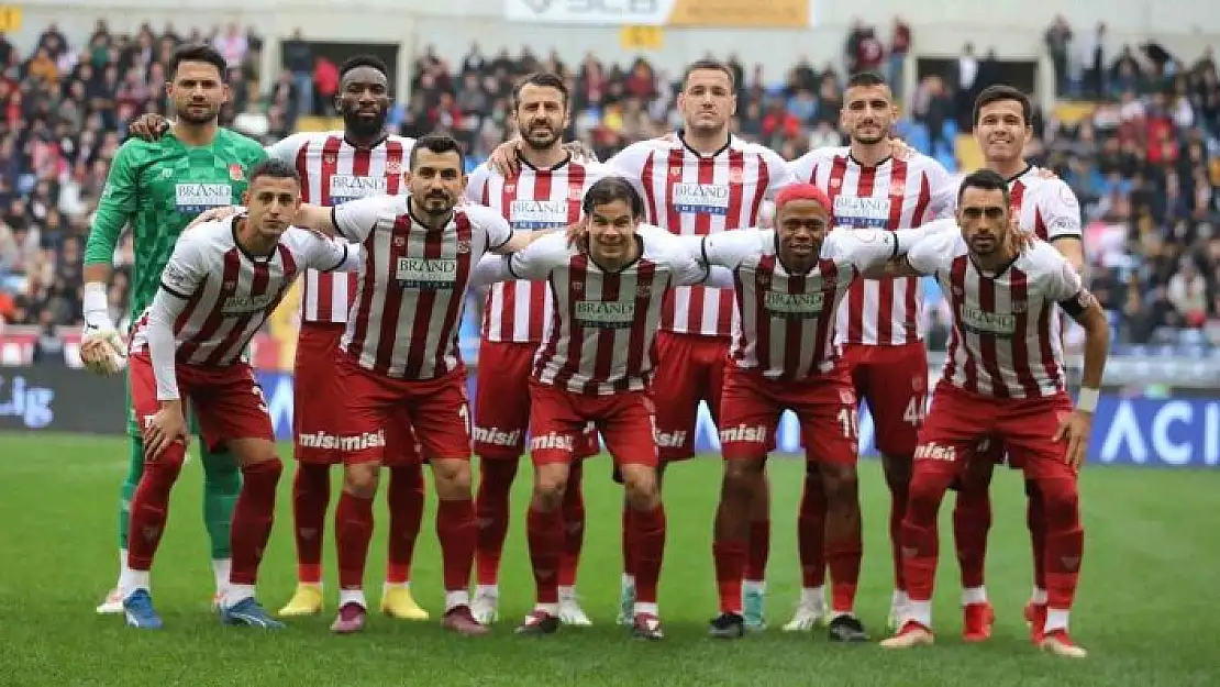 'Sivasspor ligde 10. kez berabere kaldı'