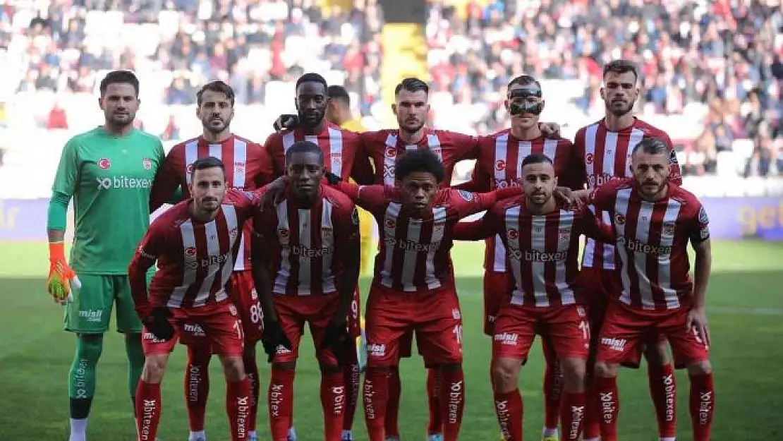 'Sivasspor´un Antalya kampı kafilesi belli oldu'