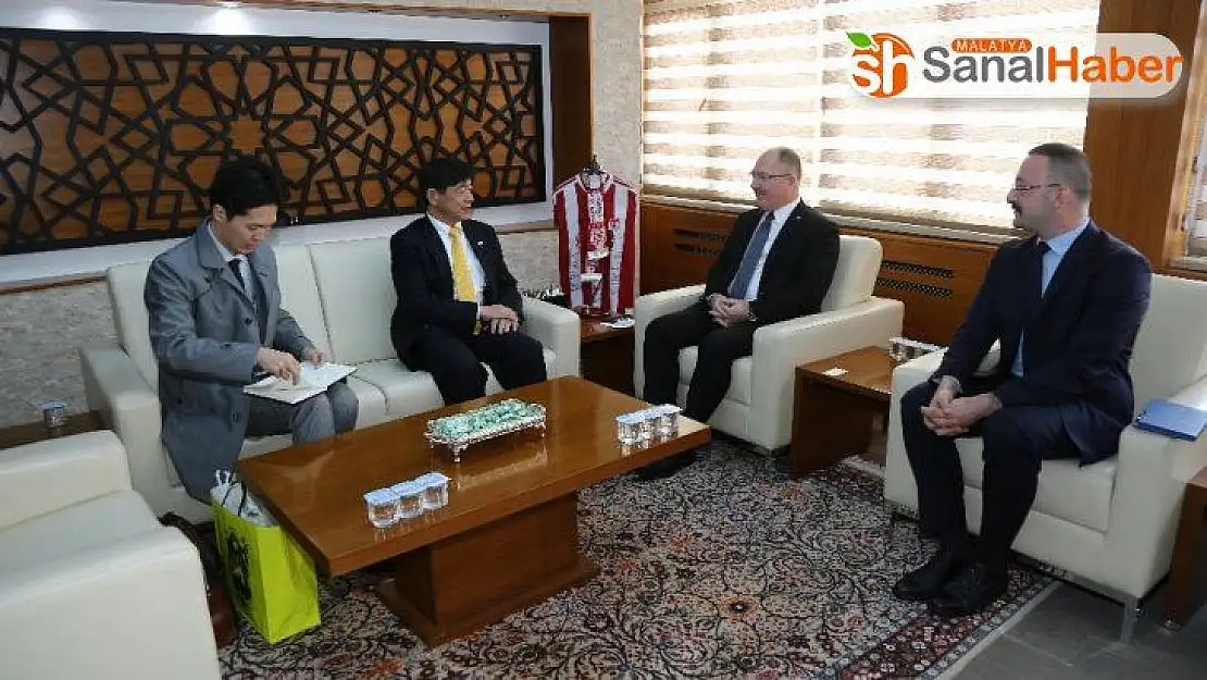 Sivasspor'un başarısına Japon büyükelçi de kayıtsız kalmadı