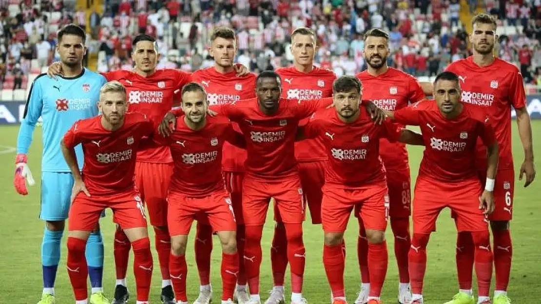 'Sivasspor´un Dinamo Batumi kafilesi belli oldu: 8 isim kadroda yok!'