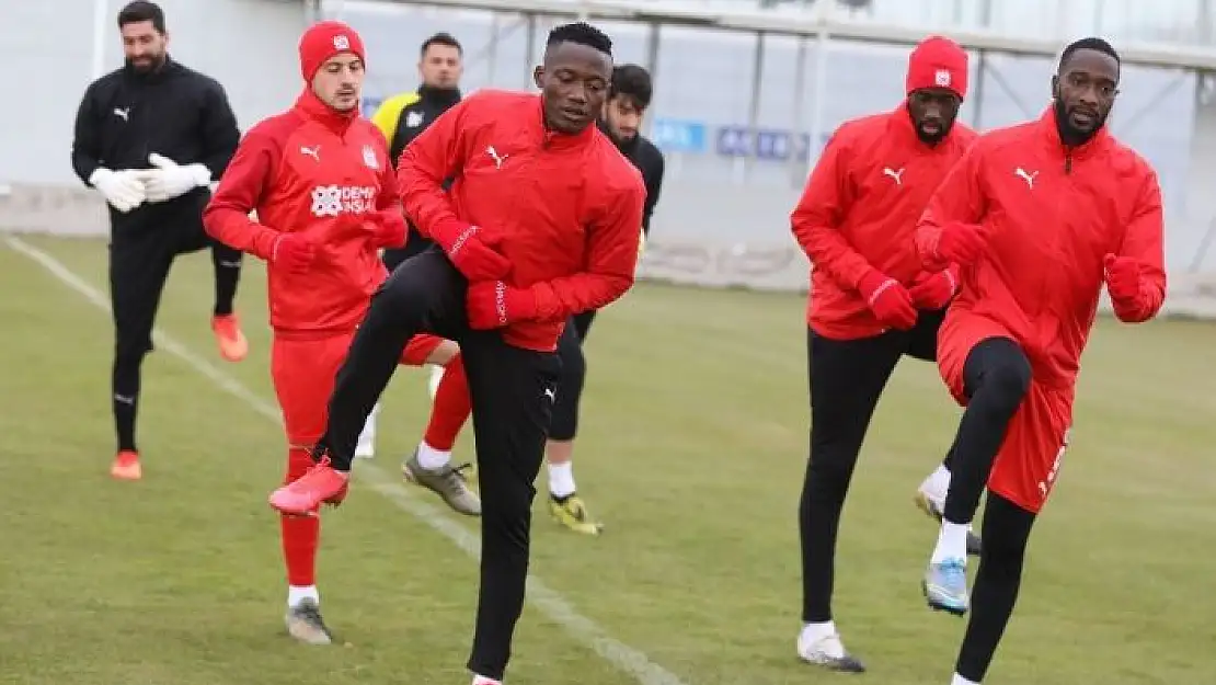 'Sivasspor, Villarreal maçının hazırlıklarına başladı'