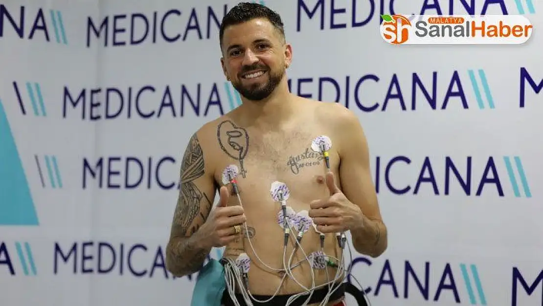 Sivassporlu Claudemir sağlık kontrolünden geçti
