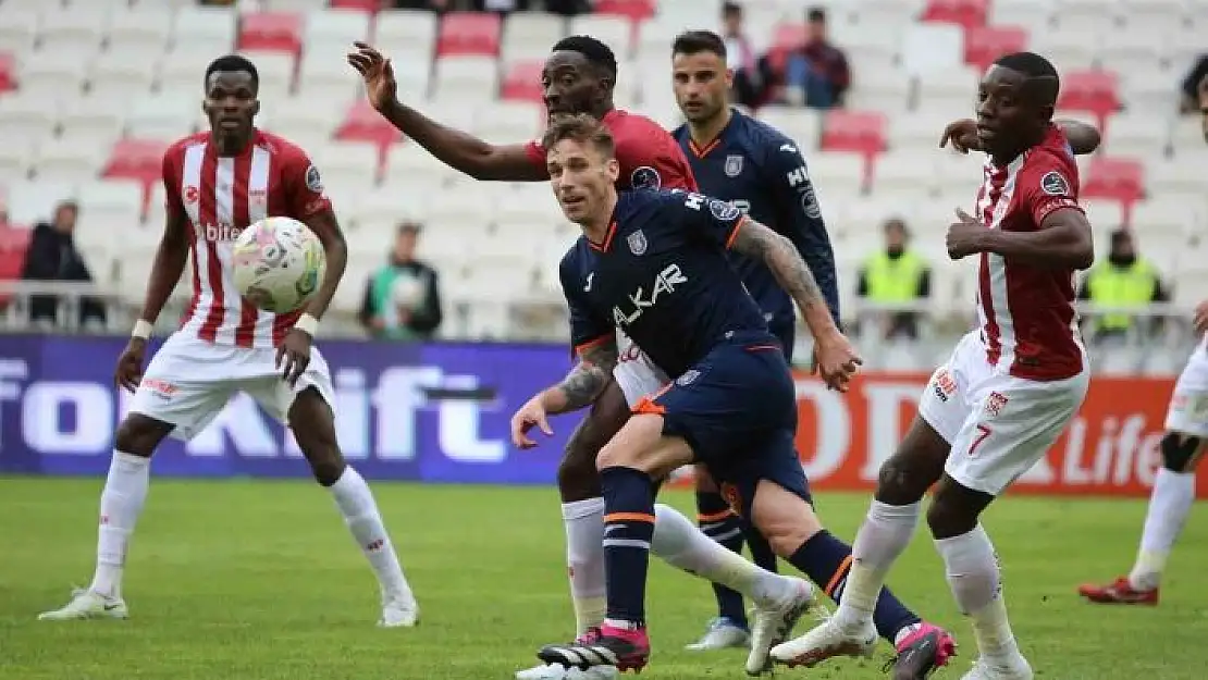 'Spor Toto Süper Lig: DG Sivasspor: 1- Medipol Başakşehir: 1 (Maç sonucu)'