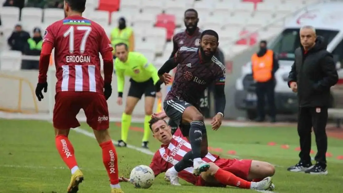 'Spor Toto Süper Lig: Sivasspor: 0 - Beşiktaş: 0 (Maç devam ediyor)'