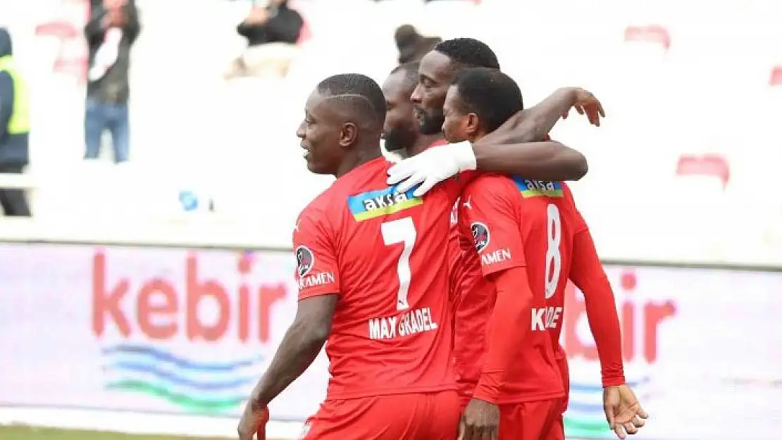 'Spor Toto Süper Lig: Sivasspor: 2 - Altay: 1 (Maç sonucu)'