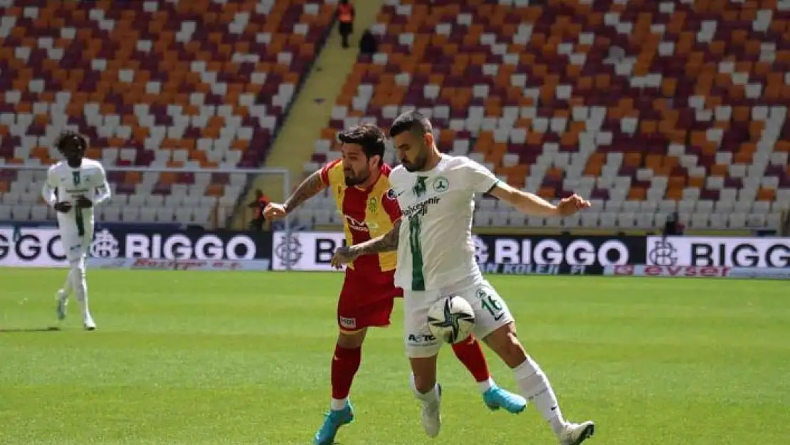 'Spor Toto Süper Lig: Yeni Malatyaspor: 0 - GZT Giresunspor: 1 (İlk yarı)'