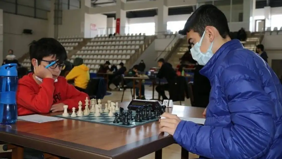 'Sporcular satrançta hünerlerini sergiledi'