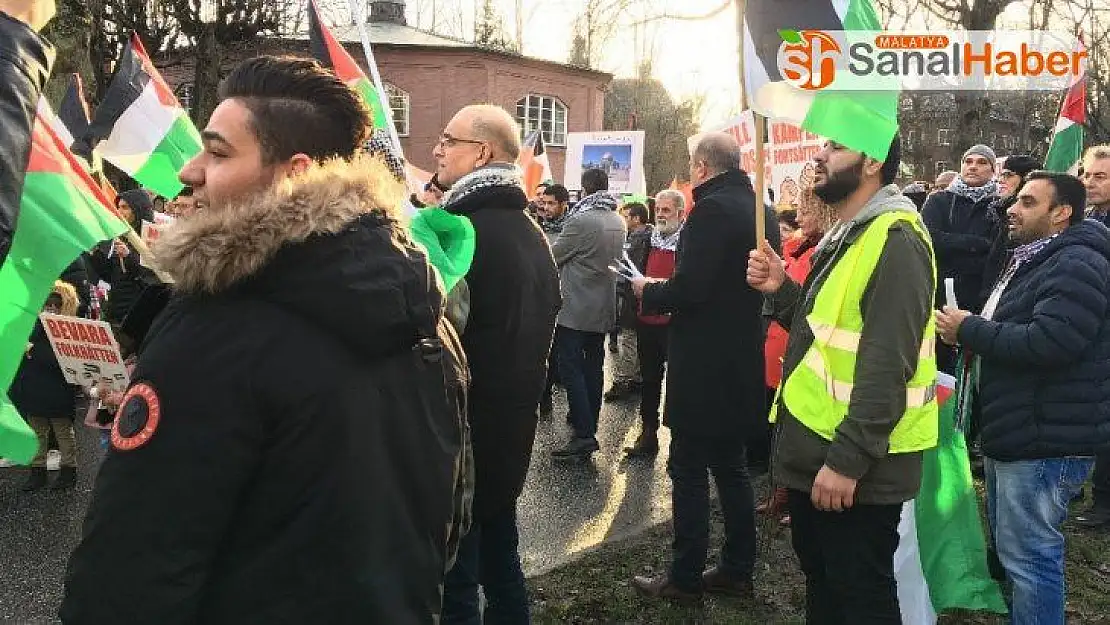 Stockholm'de binlerce kişi ABD ve İsrail karşıtı gösteri düzenledi