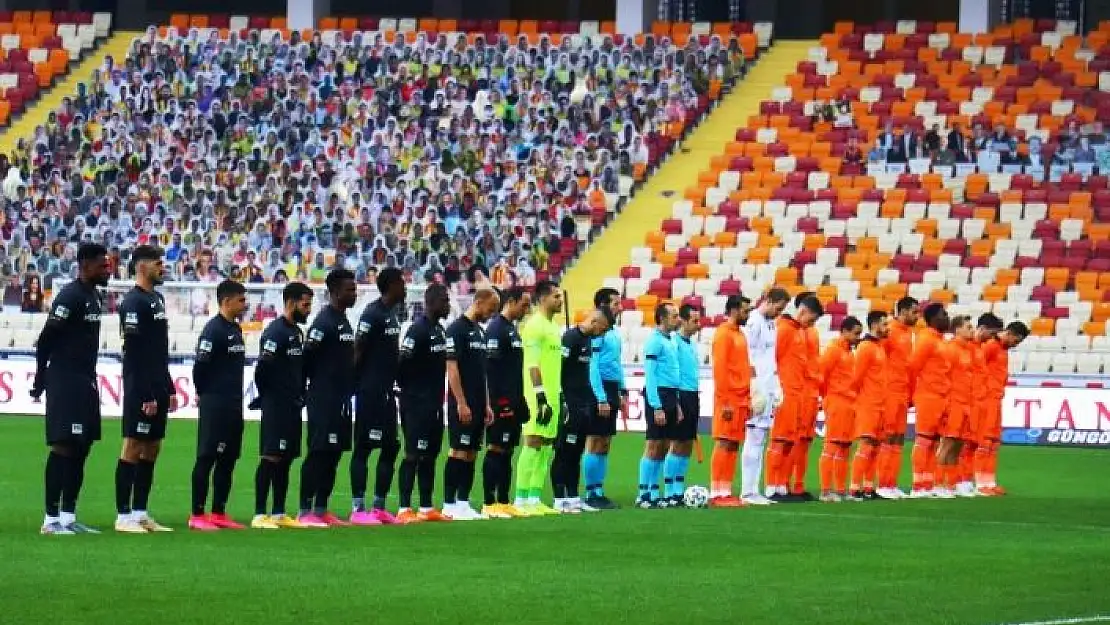 'Süper Lig: Yeni Malatyaspor: 0 - M.Başakşehir: 1 (İlk yarı)'