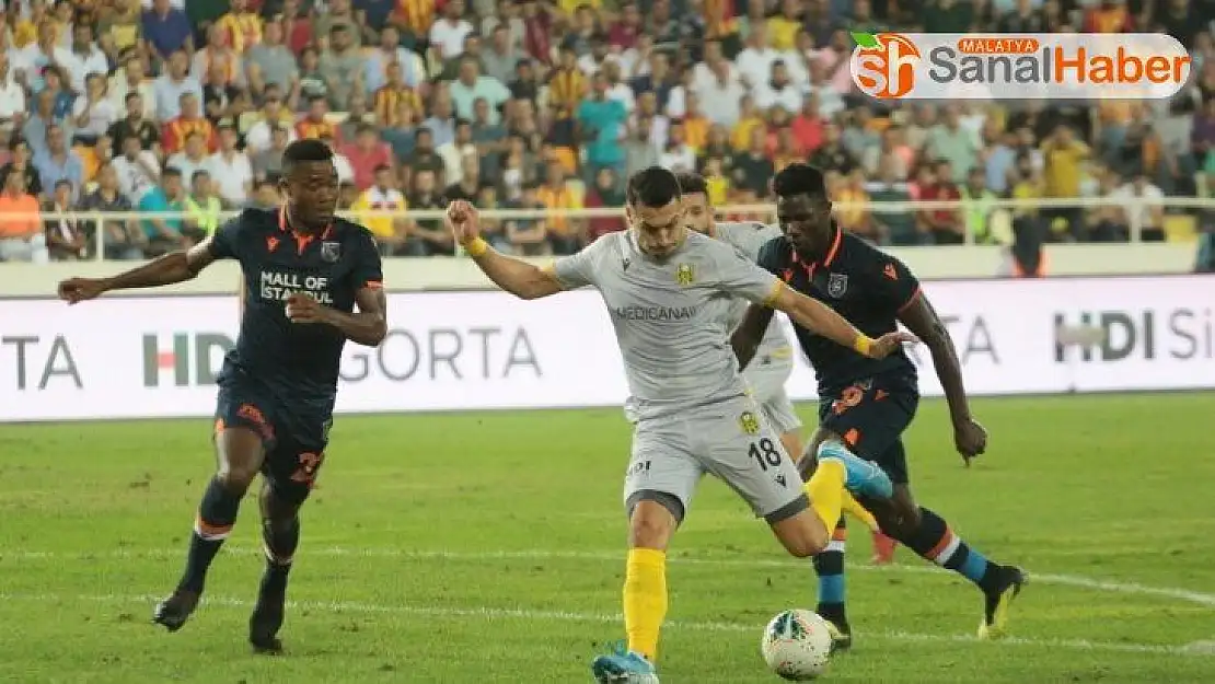 Süper Lig: Yeni Malatyaspor: 0 - Medipol Başakşehir: 0 (İlk yarı)