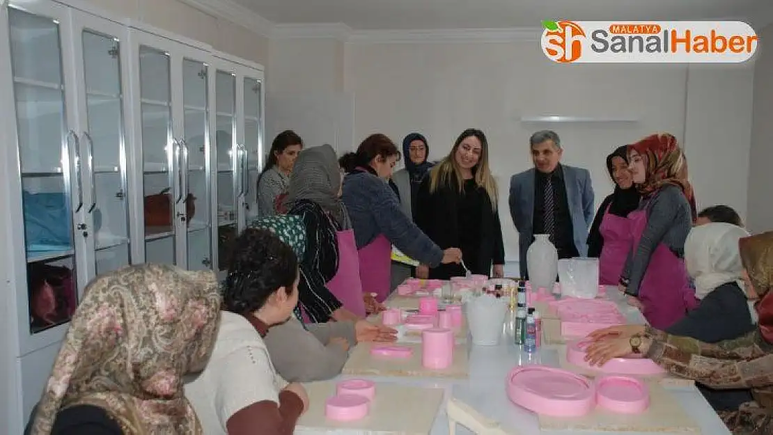Suriyeli kadınlar meslek sahibi oluyor