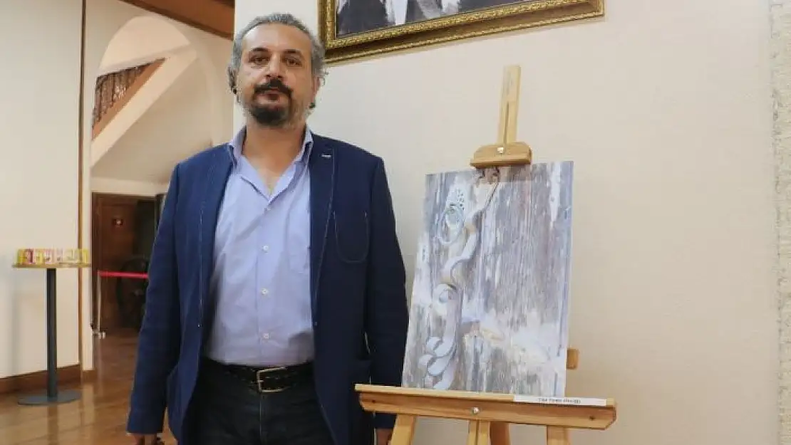 'Tarihe ışık tutan kapı tokmakları sergilendi'