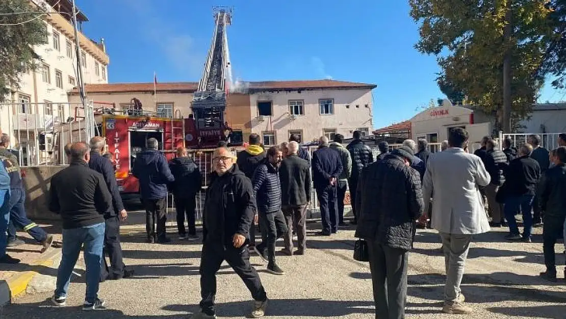 'Tarım ve Orman İl Müdürlüğünde korkutan yangın'