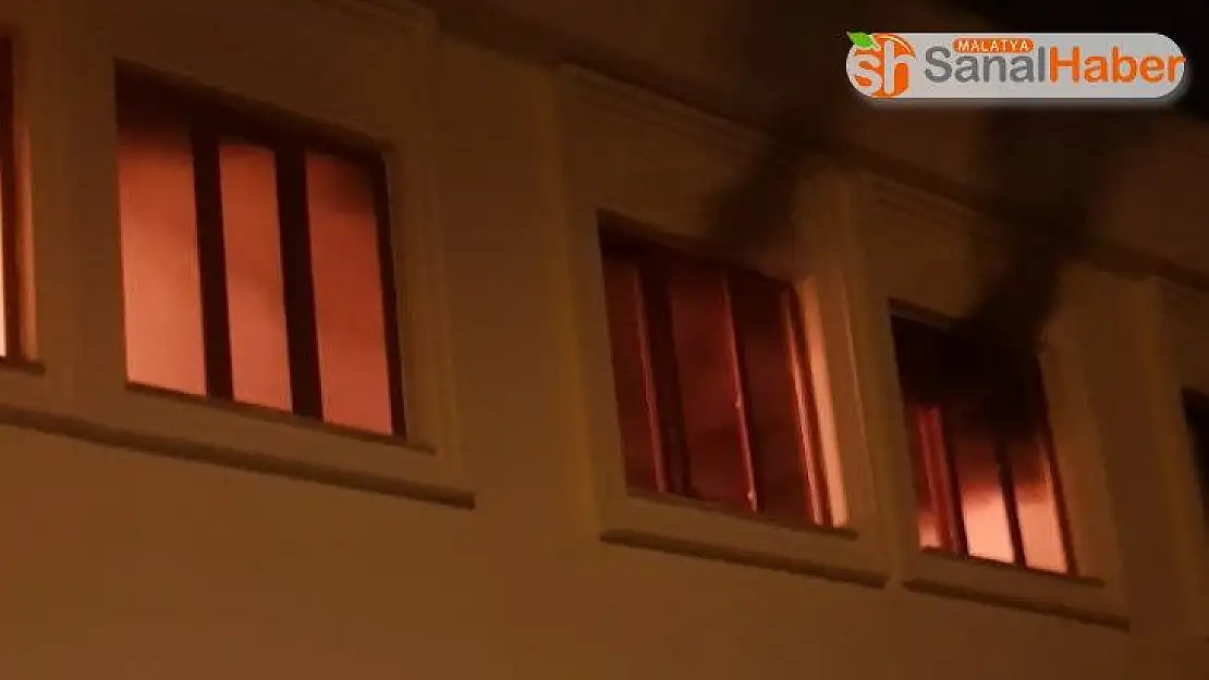 Taziye evinde yangın çıktı