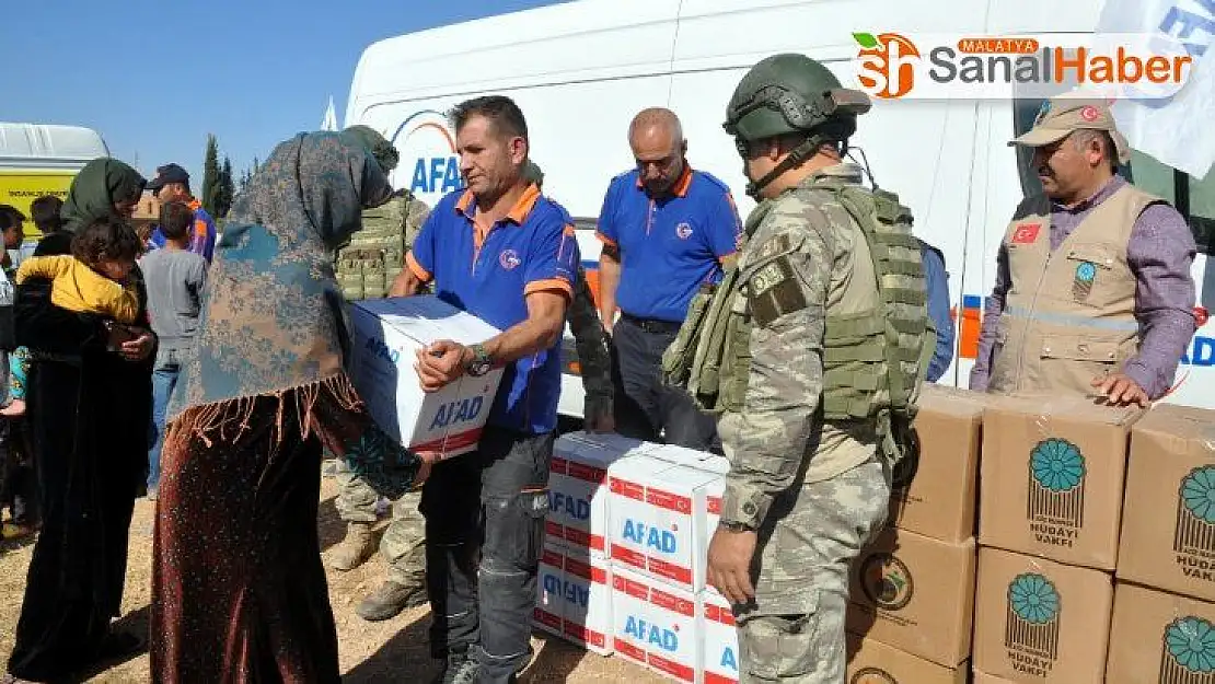 Tel Abyad'a insani yardım devam ediyor