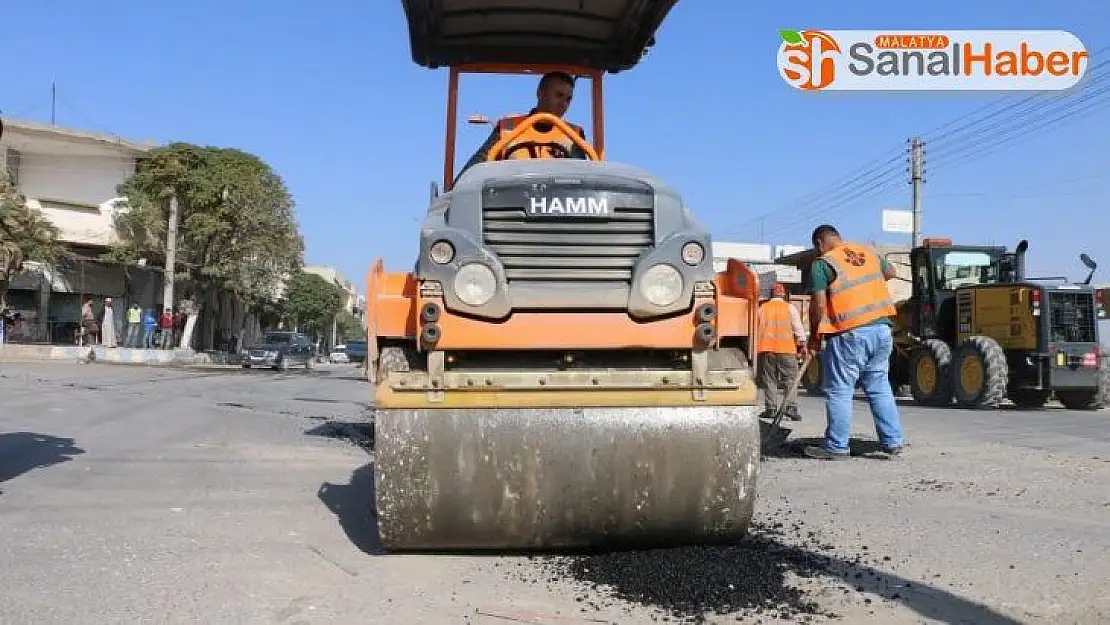 Tel Abyad'da yol çalışmaları devam ediyor