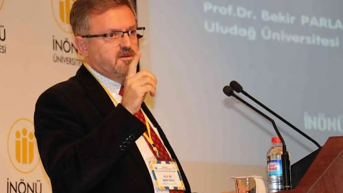 'Terör konulu panelde siber saldırı uyarısı'