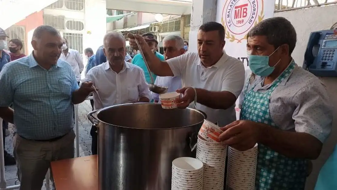 'Ticaret Borsası´ndan aşure ikramı'