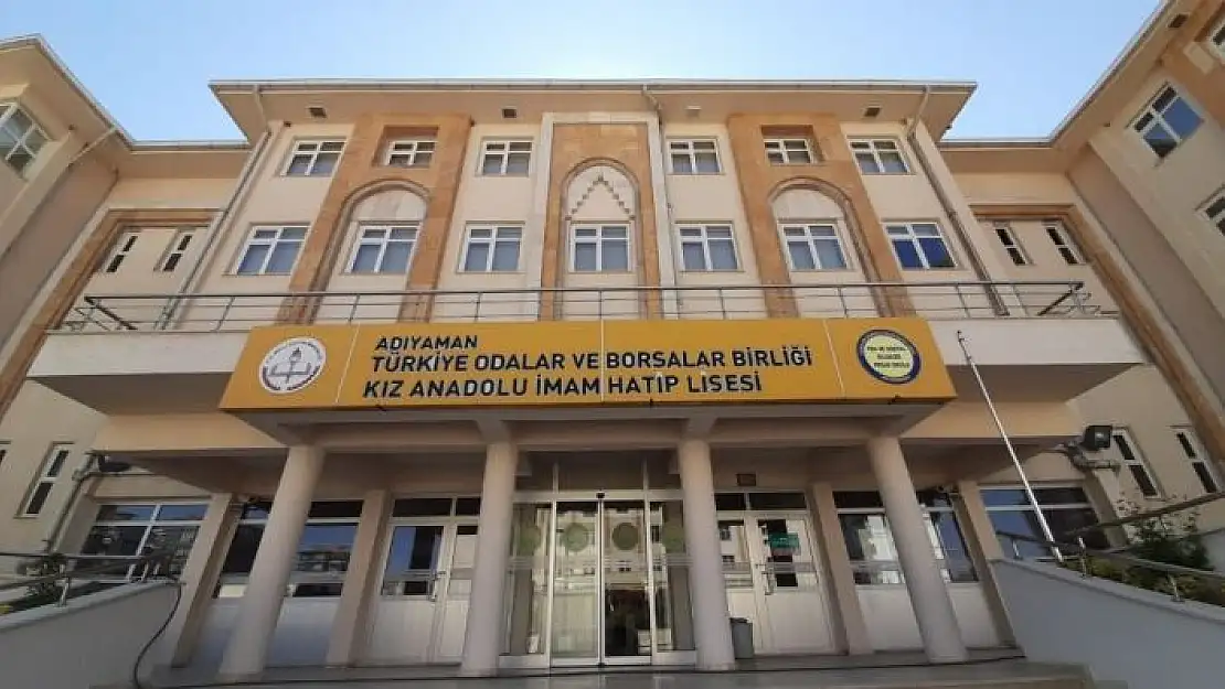 'TOBB Proje Okulu ilk mezunlarını verdi'