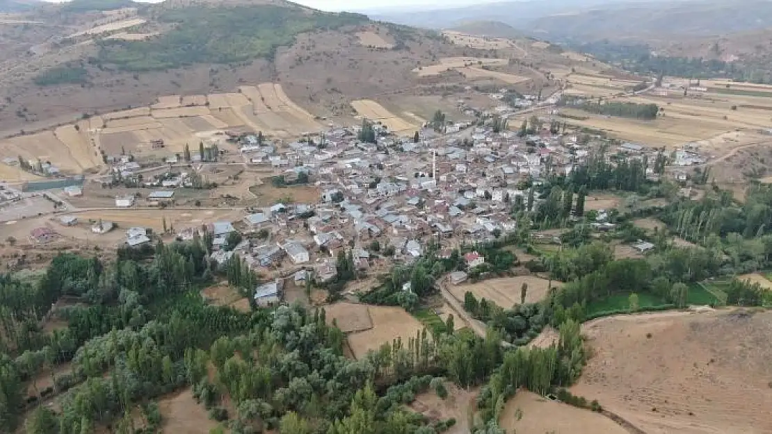 'Toplu taşıma aracı kalmadı, köylü mağdur oldu'