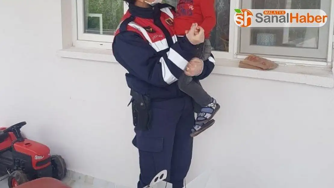 Toruna şehirler arası doğum günü sürprizi Mehmetçik'ten