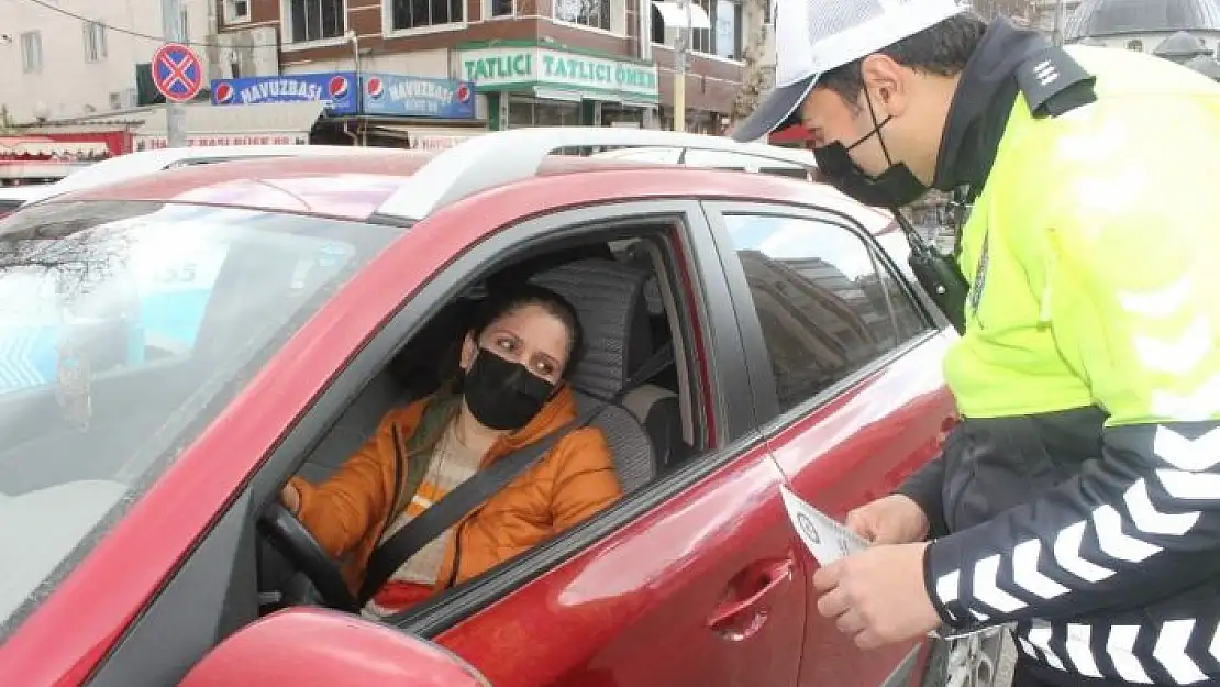 'Trafik polisleri halkın güvenliği için iş başında'