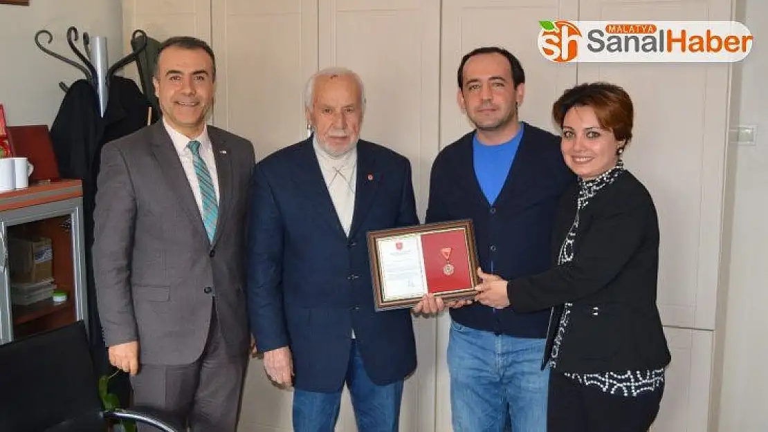 TSKGV bağışçısını madalya ve beraat ile ödüllendirdi