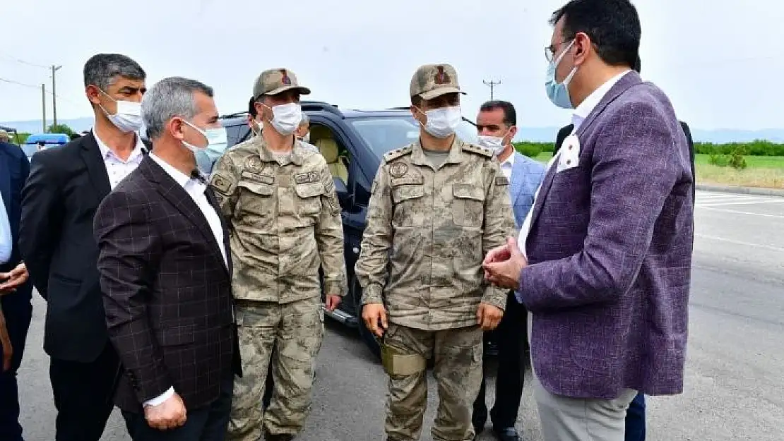 'Tüfenkci ve Çınar´dan Jandarma ziyareti'