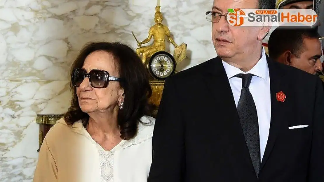 Tunus'ta merhum Cumhurbaşkanı Sibsi'nin eşi hayatını kaybetti