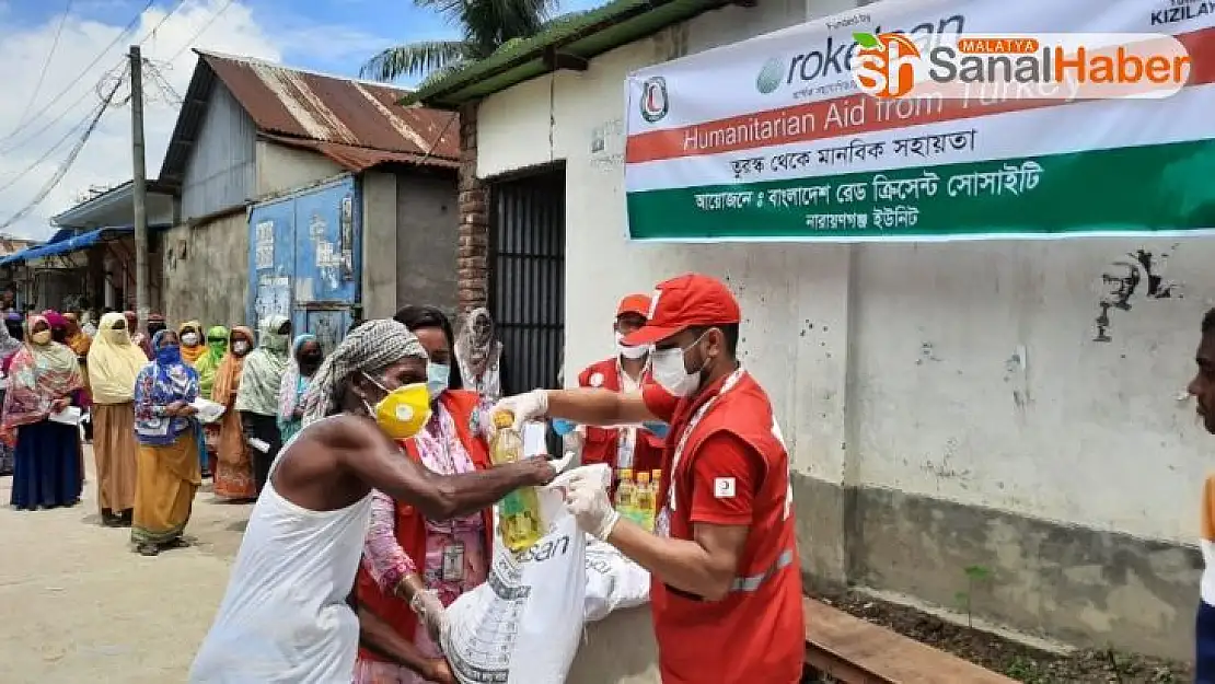 Türk Kızılay'dan bin Bangladeşli aileye yardım