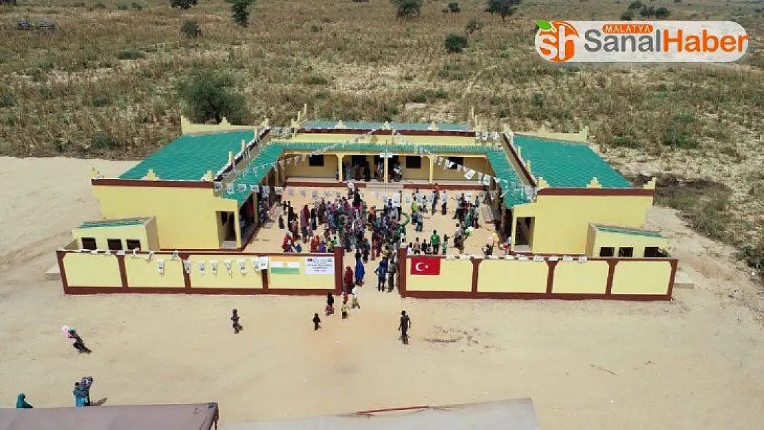Türkiye'den 'Nijer'e 3 Eser'
